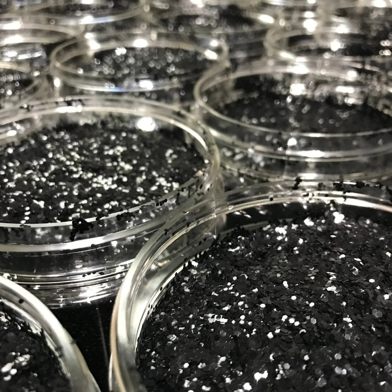 Black Onyx Metal Flake - Image 3